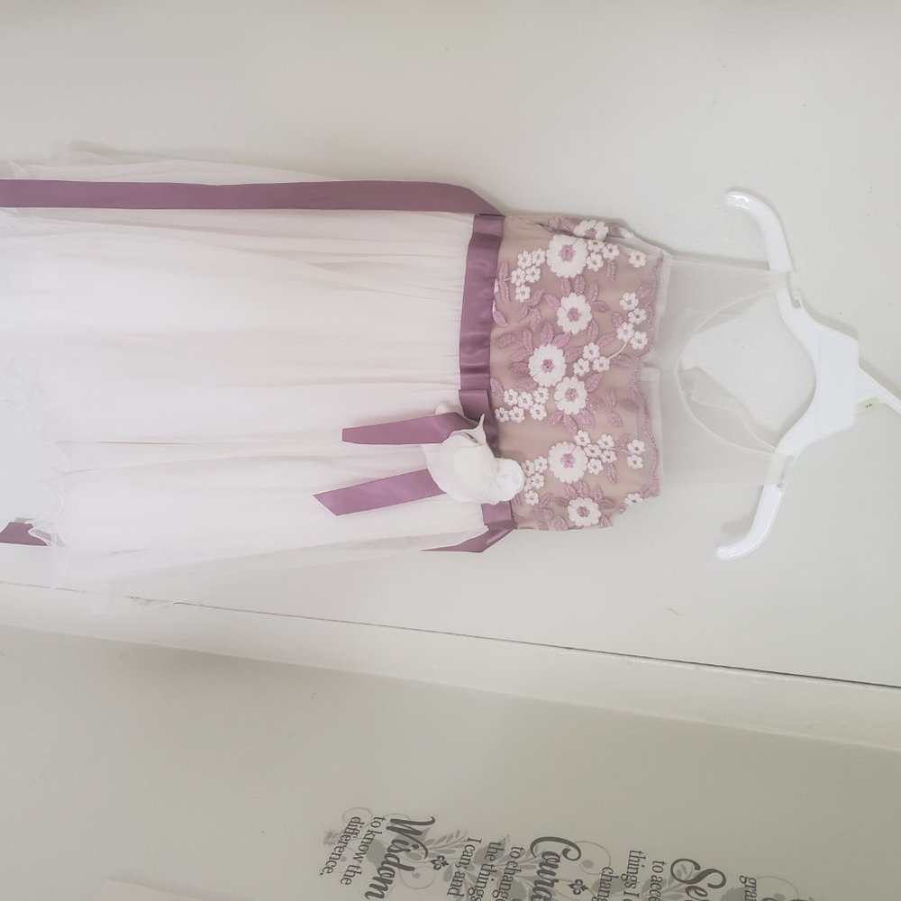 Dress - Picture 2 of 2